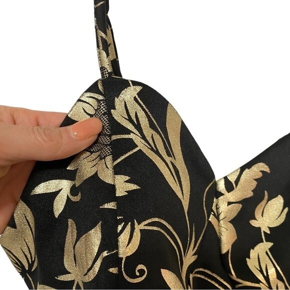 2Xtremz Women’s Printed Bodycon Top - Picture 5 of 8